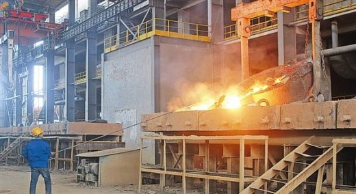 矿热炉用耐火材料的种类和炉体结构